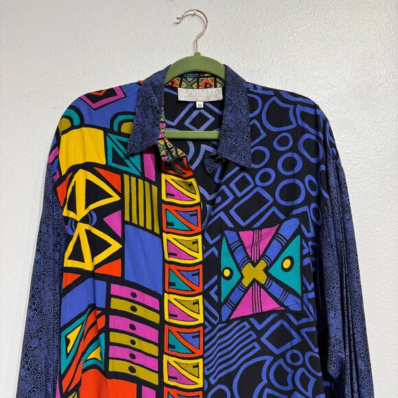 Platinum Blue Geometric Oversized Vintage Button Down Blouse Sz M - Picture 3 of 10